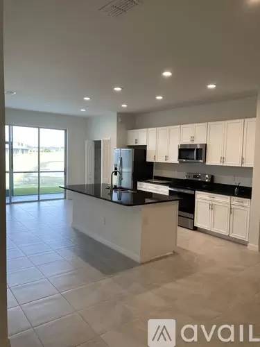 Main picture of 8608 Canyon Creek Trl