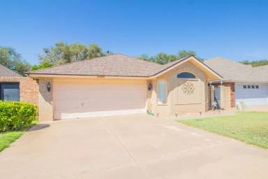Main picture of 5926 2nd St