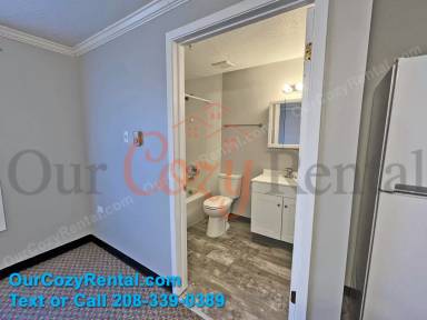 Main picture of 491 Caswell Ave W