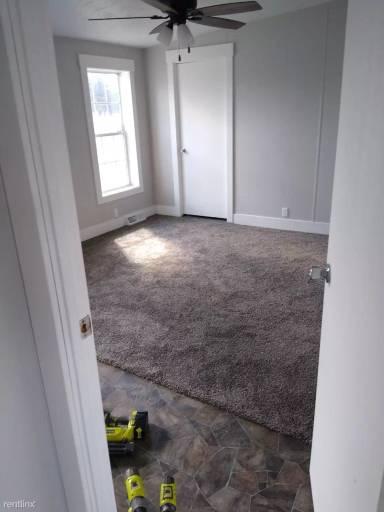 Main picture of 349 W Arcada St