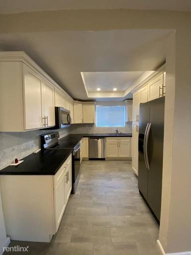 Main picture of 542 Groth Pl