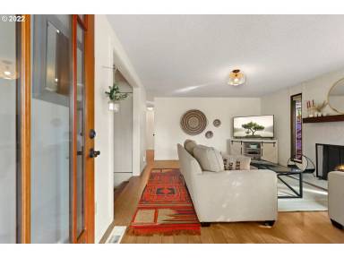 Main picture of 9326 SW 51st Ave