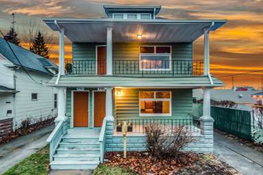 Main picture of 3784 E 54th St