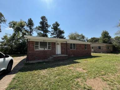Main picture of 126 Tisdale St