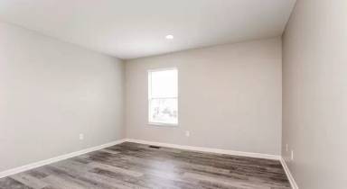 Main picture of 948 Orwell St