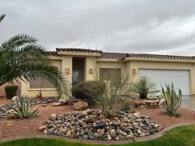 Main picture of 323 S Grapevine Rd