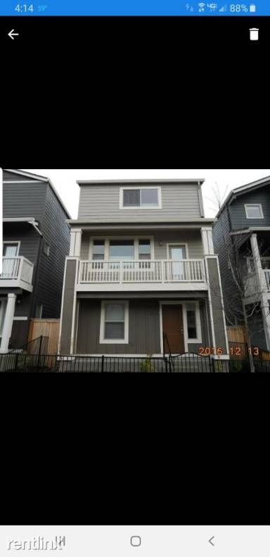 Main picture of 1931 SW Latitude Way