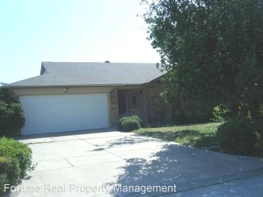 Main picture of 647 Lemon Dr