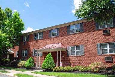 Main picture of Spring Manor Apartments