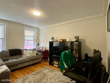Main picture of 82 Brainerd Rd
