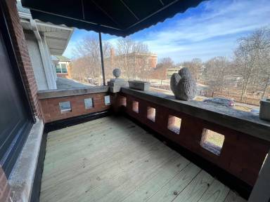Main picture of 4506 N Maplewood Ave