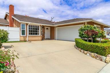 Main picture of 6571 Dohrn Cir