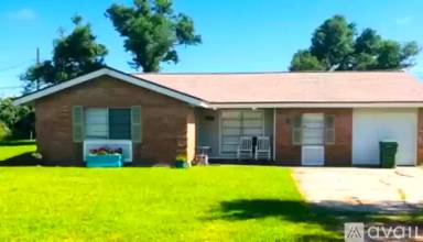 Main picture of 124 Copano Heights Blvd