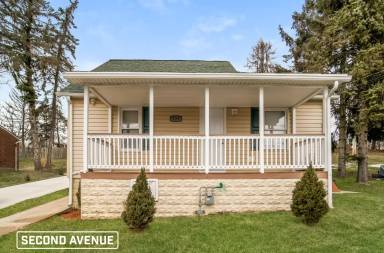 Main picture of 529 Thomas St