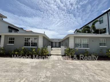 Main picture of 505 S Westland Ave