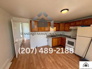 Main picture of 123 College Ave
