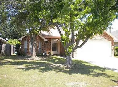 Main picture of 6332 Longmont Trl