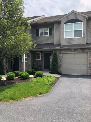 Main picture of 241 Sleepy Hollow Dr