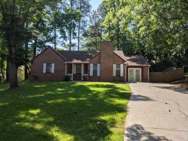 Main picture of 372 Fleming Ct