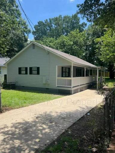 Main picture of 2428 Palmetto St