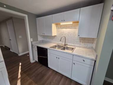 Main picture of 2422 Tinnell Ct
