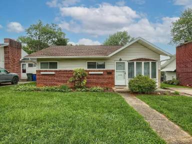 Main picture of 1396 Lowther Rd
