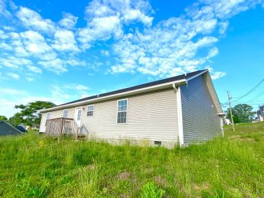 Main picture of 2027 Jonathon Dr