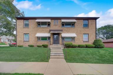 Main picture of 9128 W Becher St