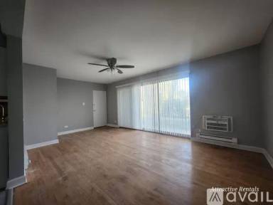 Main picture of 3125 W 79th St