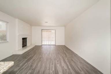 Main picture of 1650 Lauterbach St