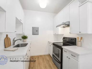 Main picture of 26 Alamitos Avenue - 208