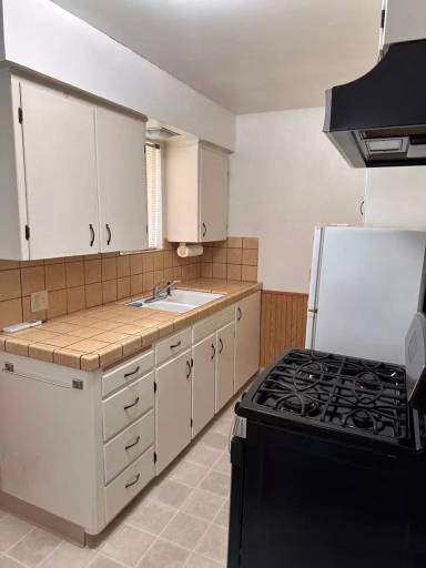 Main picture of 4207 H St