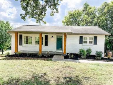 Main picture of 1940 Old Callahan Dr
