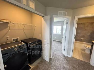 Main picture of 6471 Weiser Dr