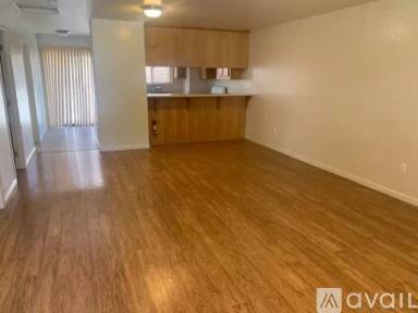 Main picture of 5235 El Camino Real