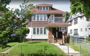 Main picture of 3051 N 39th St