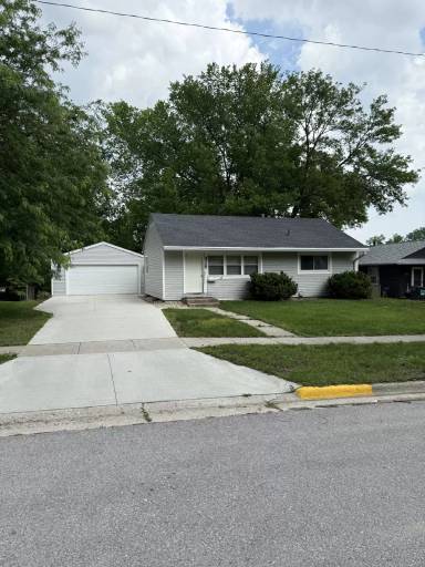Main picture of 428 Hilltop Rd
