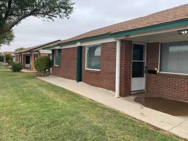 Main picture of 3211 W. Storey