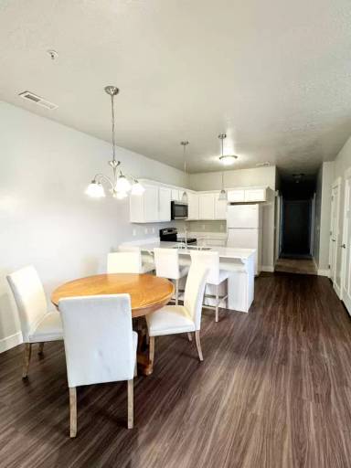 Main picture of Lakefront at Vineyard Town Center