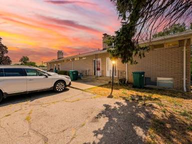 Main picture of 140 Summit View Ct