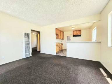 Main picture of 8866 Wall St