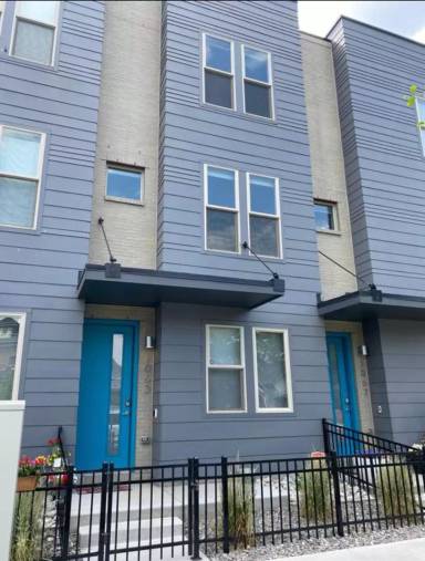 Main picture of 1063 Mariposa St