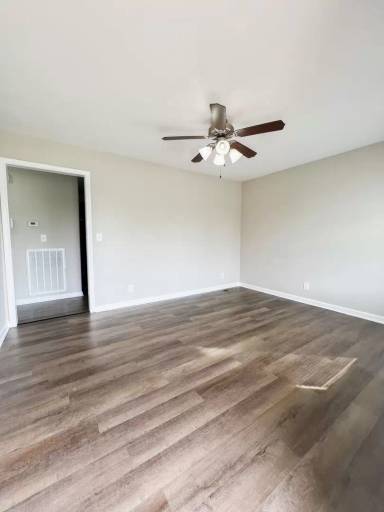 Main picture of 946 Van Buren Ave