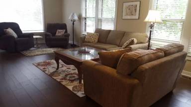 Main picture of 862 Siskiyou Blvd