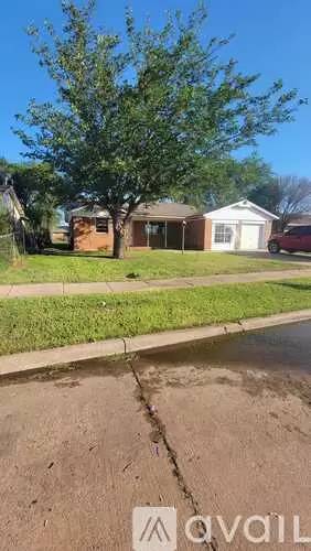 Main picture of 4630 SW H Ave