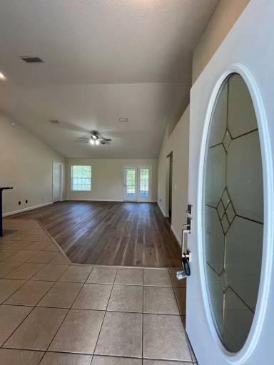 Main picture of 207 Royal Palms Ave