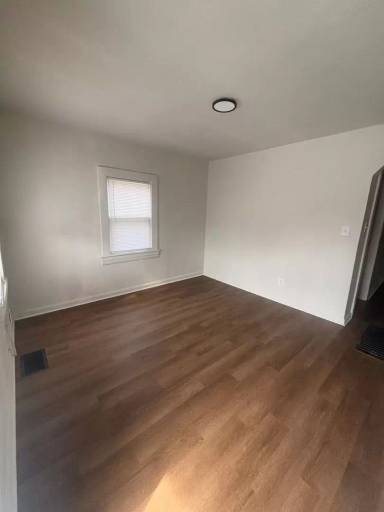 Main picture of 2223 Roanoke Ave SW