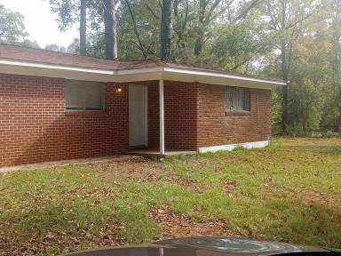 Main picture of 5558 Queen Mary Ln