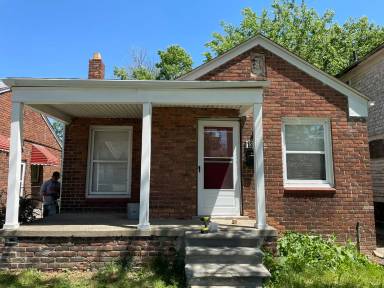 Main picture of 13560 Cloverlawn St