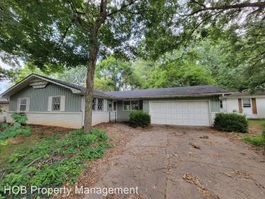 Main picture of 2447 S Wallis Smith Blvd